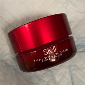 SK-II RNA power eye cream